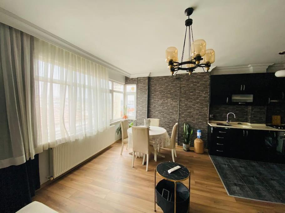 Bosphorus In The Center Of Besiktas Apartman Isztambul Kültér fotó